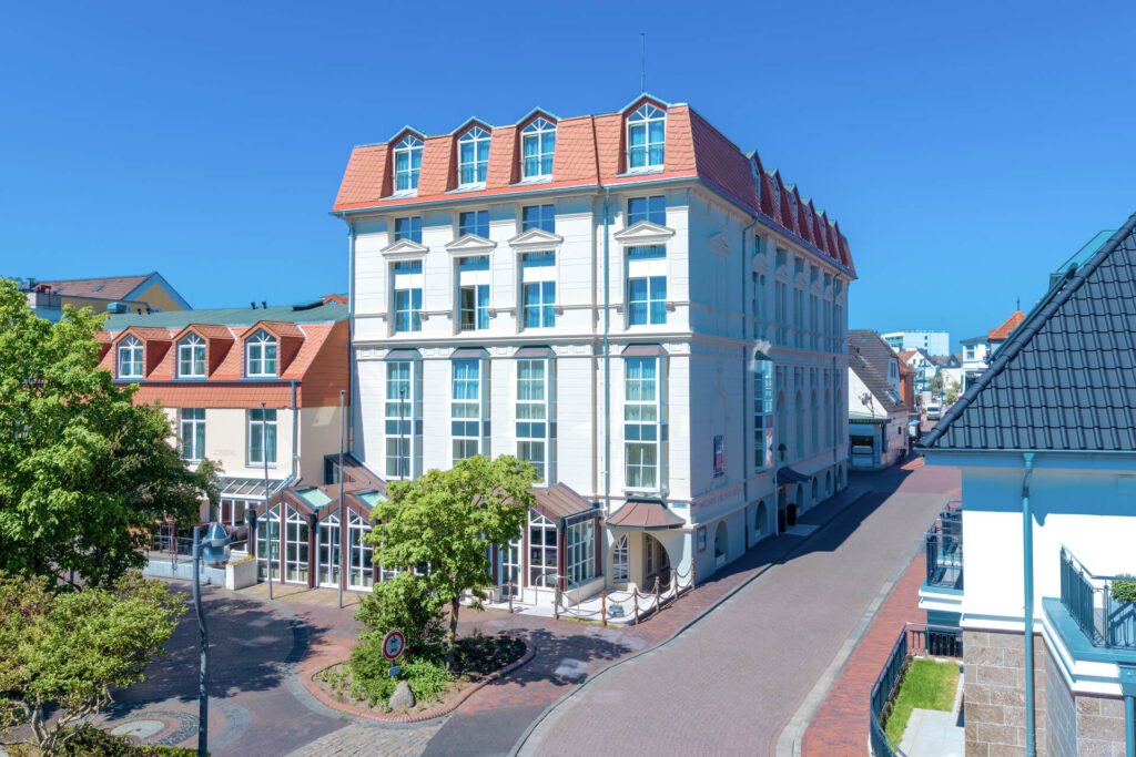 Ansicht Inselhotel Vier Jahreszeiten